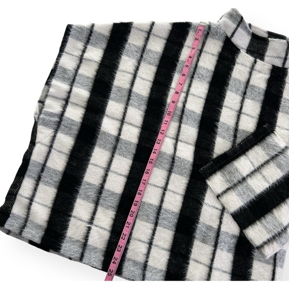 World Market One Size Cecil Black White Multi Funnel Pullover Poncho Jacket NWT - Picture 12 of 16